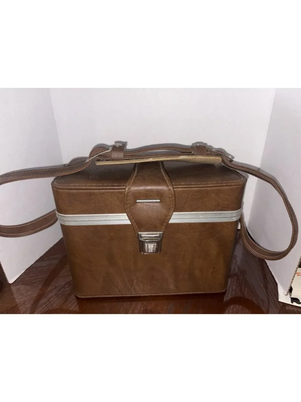 Vintage 1970s Vinyl SLR 35 MM Camera Case Sholder Strap